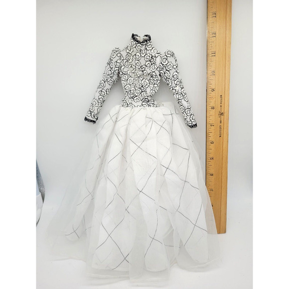 Gene Integrity "Butterfly Shadow" LE500 Doll GOWN ONLY - Picture 3 of 5